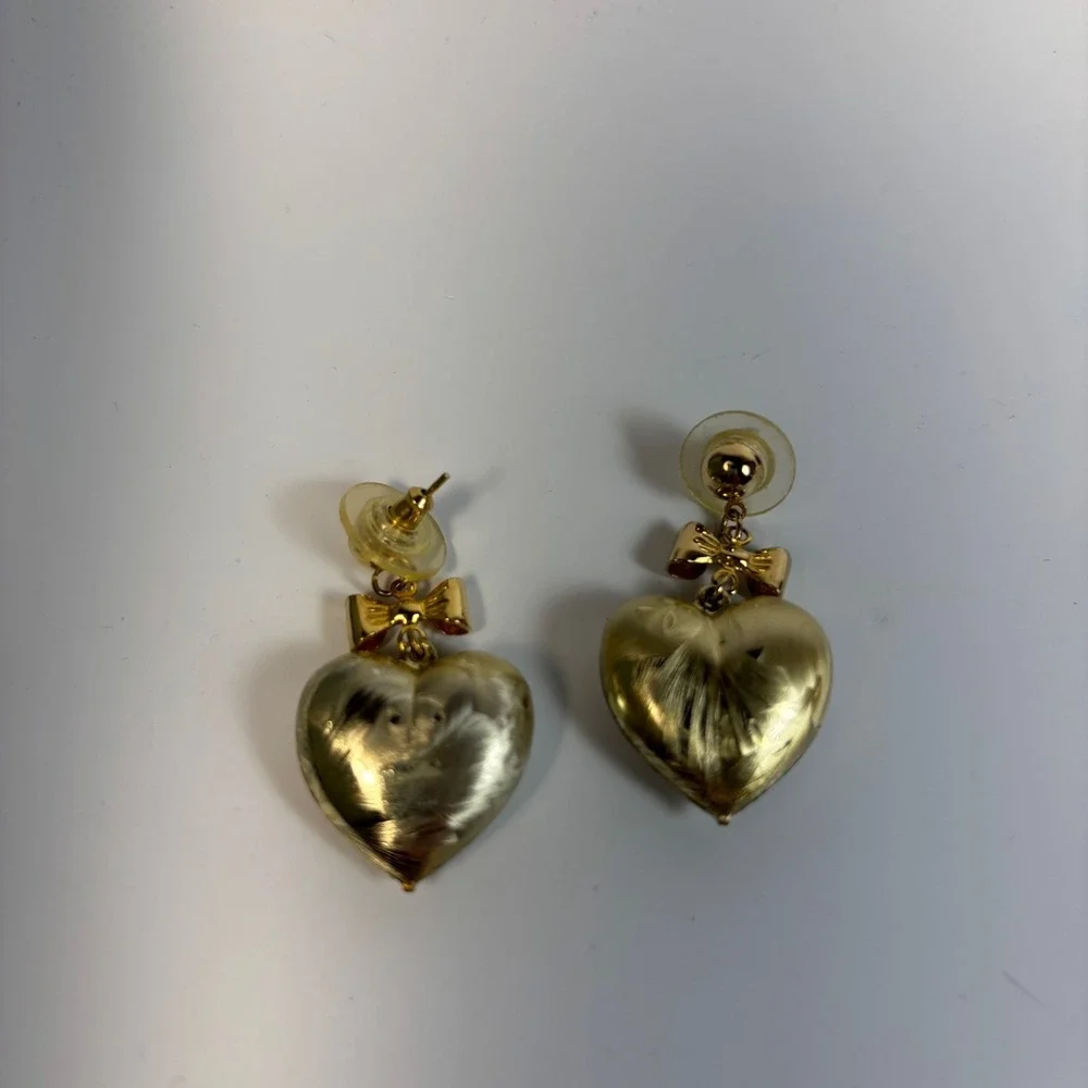 Earrings Vintage Puffy Heart Gold Tone - Picture 5 of 5